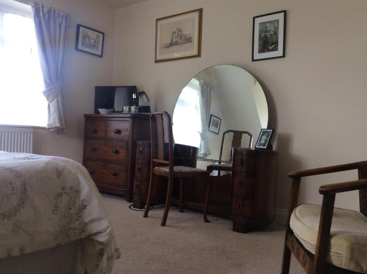 Heatherdene House Corfe Mullen Екстер'єр фото