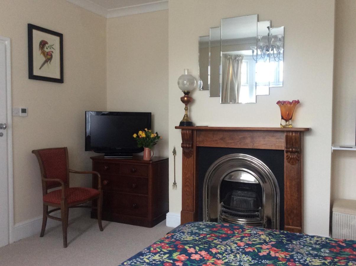 Heatherdene House Corfe Mullen Екстер'єр фото