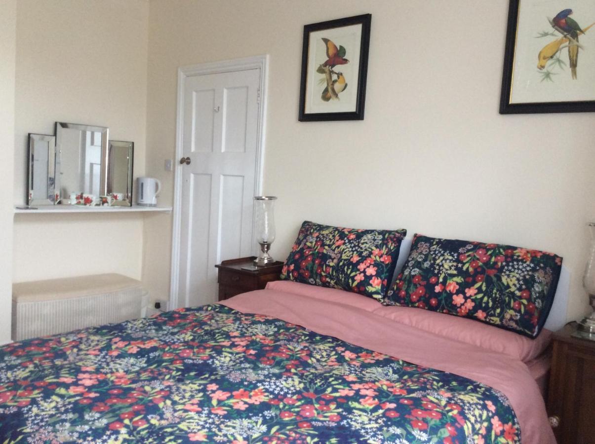 Heatherdene House Corfe Mullen Екстер'єр фото
