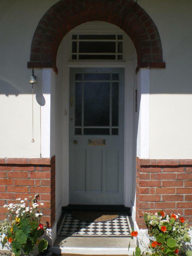 Heatherdene House Corfe Mullen Екстер'єр фото