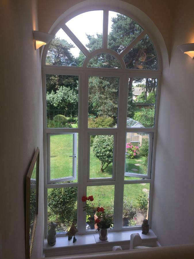 Heatherdene House Corfe Mullen Екстер'єр фото