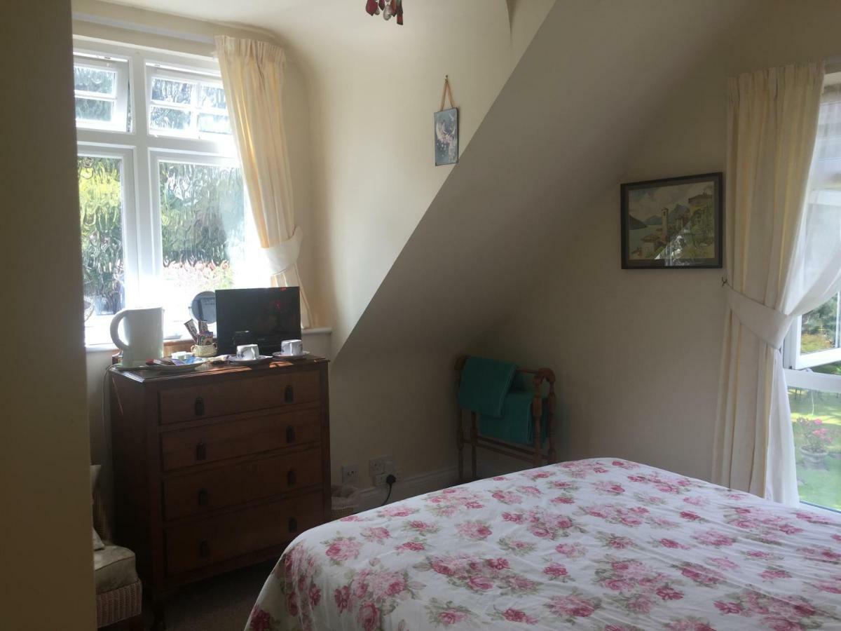 Heatherdene House Corfe Mullen Екстер'єр фото